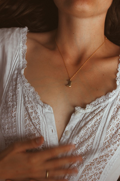 Luna Necklace